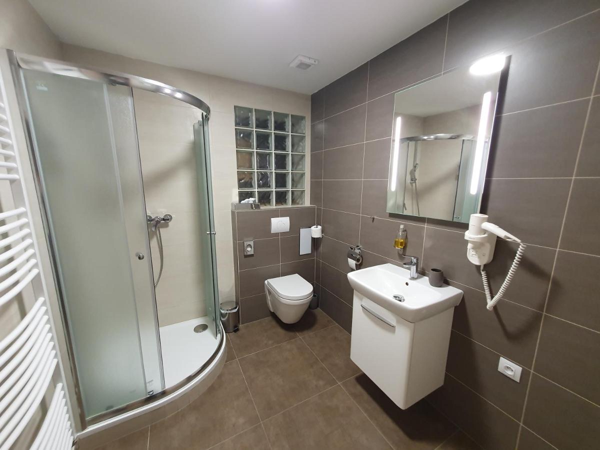 Apartments 461 Modrice Luaran gambar
