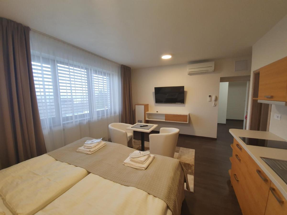 Apartments 461 Modrice Luaran gambar